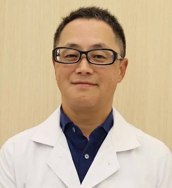 脇坂 長興 先生