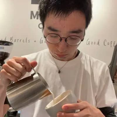 柳隆 晴さん