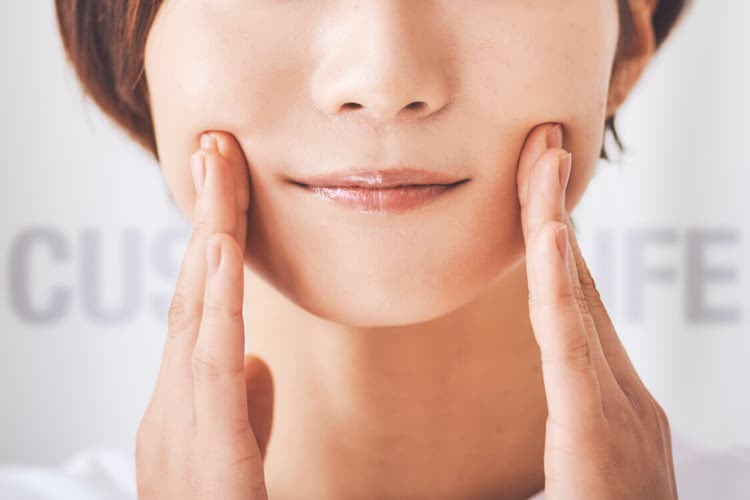 50代,化粧品,安くても良い