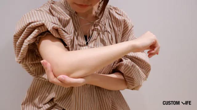 不満を感じている様子
