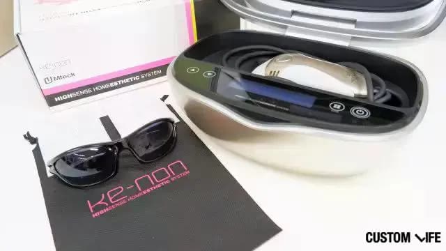 ケノン本体と箱や付属品の写真
