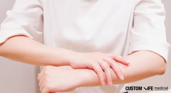 脱毛を悩む女性