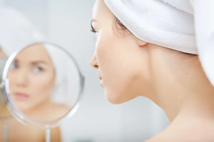 シミができる5つの原因｜シミのタイプ別の効果的なケア＆皮膚科治療