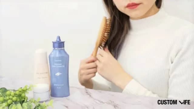 育毛剤を使用するTSD編集部員