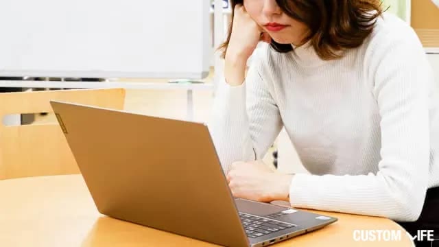 ストレスを溜めがちな女性