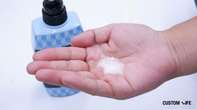 ウル・オス 薬用スキンウォッシュの中身