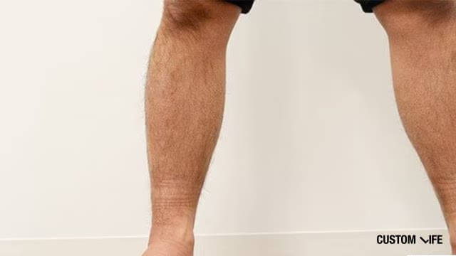 毛深い男性の足
